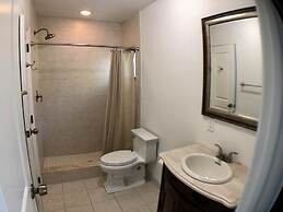 Huge House in Fort Lauderdale - 819