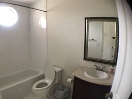 Huge House in Fort Lauderdale -  821