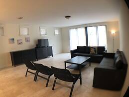 Huge House in Fort Lauderdale -  821