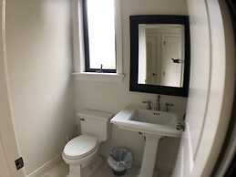 Huge House in Fort Lauderdale -  821