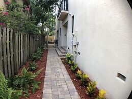 Huge House in Fort Lauderdale -  821