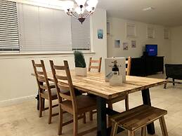 Huge House in Fort Lauderdale -  821