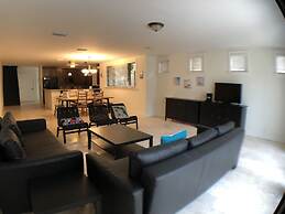 Huge House in Fort Lauderdale -  821