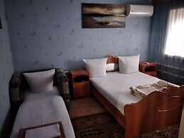 V gostyakh u Baby Poli