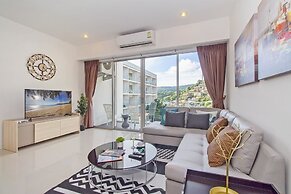 Chic Condo Karon by RESAVA