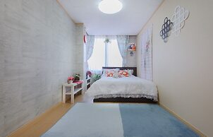 Young Minbak Osaka Guest House