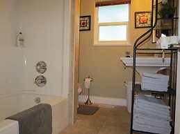 Sweet Home - 3 Bedroom