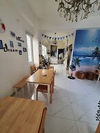 Blue Sea Dreaming City B&B