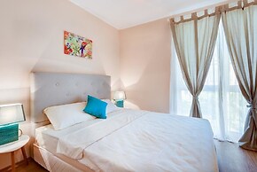 Venera & Anastasia Palace Apartments