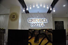Crevice Hotel