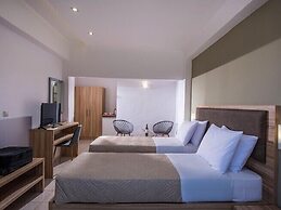 Thania Seaside Smotel - Adults Only