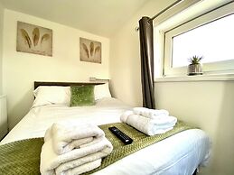 Kennedy House - Beachfront