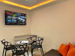 Kennedy House - Beachfront