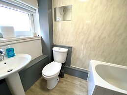 Kennedy House - Beachfront