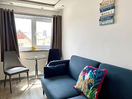 Kennedy House - Beachfront