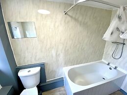 Kennedy House - Beachfront