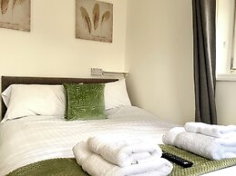 Kennedy House - Beachfront