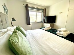 Kennedy House - Beachfront