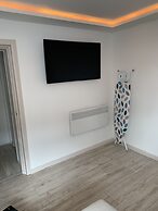 Kennedy House - Beachfront