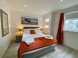 Kennedy House - Beachfront