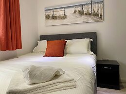 Kennedy House - Beachfront