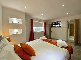 Kennedy House - Beachfront