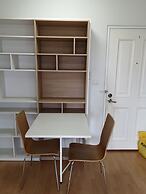 Comfy Deluxe One Bedroom