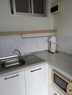 Comfy Deluxe One Bedroom