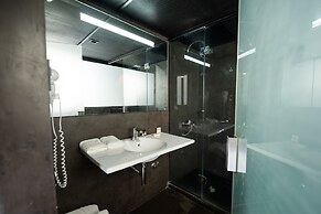 Loft Osteria by Sagardi