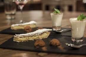 Loft Osteria by Sagardi