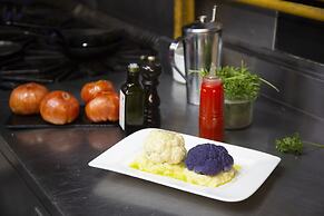 Loft Osteria by Sagardi