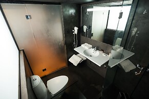 Loft Osteria by Sagardi