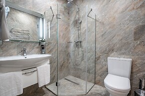 Imperial Palace Hotel