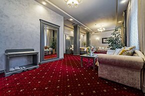 Imperial Palace Hotel