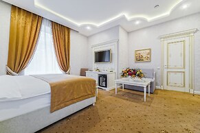 Imperial Palace Hotel