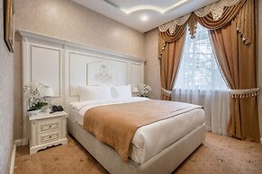 Imperial Palace Hotel