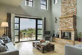 Filon Ktima Beachfront Upscale Villa