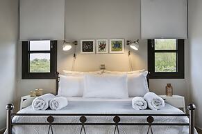 Filon Ktima Beachfront Upscale Villa