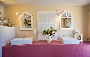 Filon Ktima Beachfront Upscale Villa