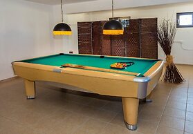 Filon Ktima Beachfront Upscale Villa