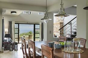 Filon Ktima Beachfront Upscale Villa