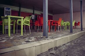 De Revelation Hotel