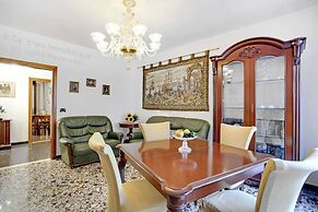 Grimaldi Apartments - Elena