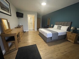 Standing Stones Lodge