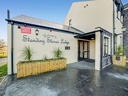 Standing Stones Lodge