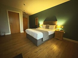 Standing Stones Lodge