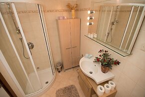 Grimaldi Apartments - San Marco Economy