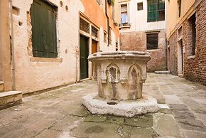 Grimaldi Apartments - San Marco Economy