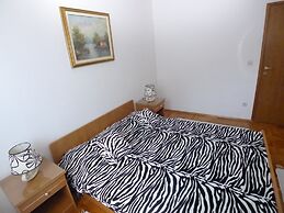 Four Person Apartment With One Bedroom Located Near Beach