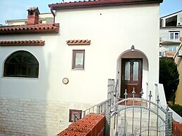 Holiday House for Four Persons With two Bedrooms